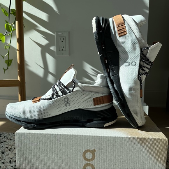 ON Running Couldnova Women Shoes Size 8.5 White Pecan - Picture 9 of 13